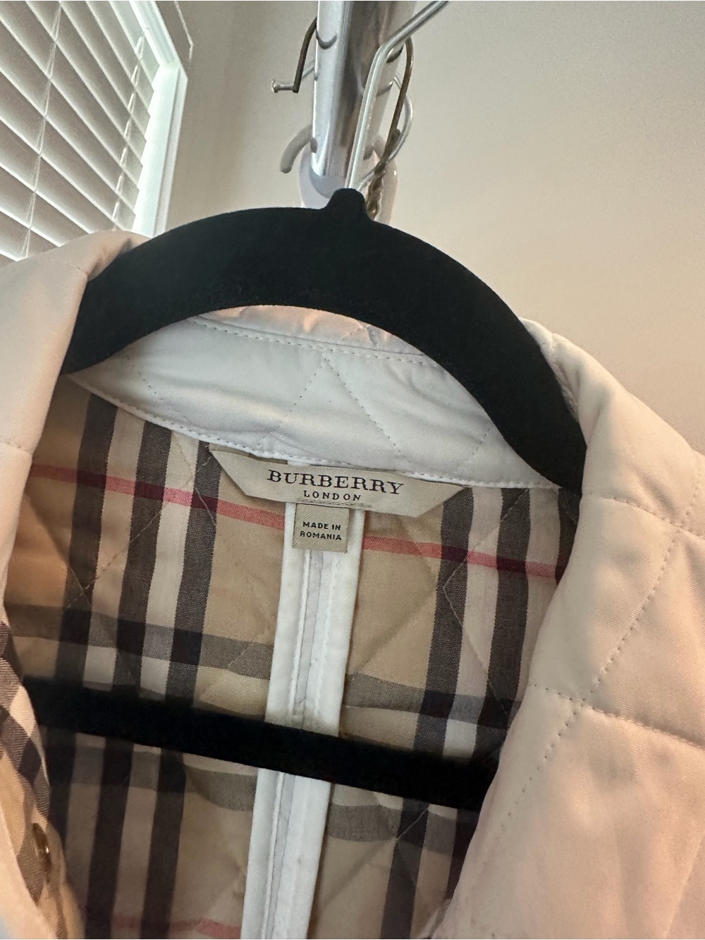 Burberry jacket white size 4 - Picture 2 of 4